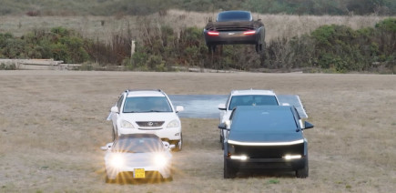 Cette entreprise rappelle avoir montré une voiture volante avant Tesla