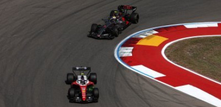 Hamilton 'ne sait pas' pourquoi Ferrari régresse en qualifications