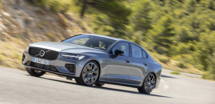 Volvo tire le frein à main : pertes record, 2 500 suppressions de postes mais affiche un plan produit impressionnant d’ici à 2030