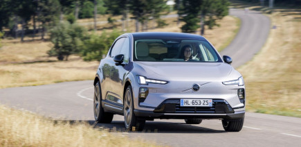 Les nouvelles voitures électriques ont un problème : les délais de livraison s’envolent