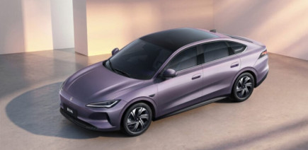10 000 commandes en 19 heures : Volkswagen prouve que les berlines ont encore la cote !
