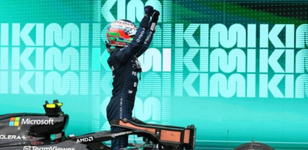 Kimi Antonelli veut conserver le numéro 12, Wolff défend Russell face aux critiques de Marko