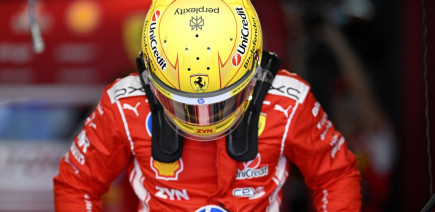 Lewis Hamilton "prie" pour que le moteur de sa Ferrari soit épargné après sa panne en EL2 au Mexique